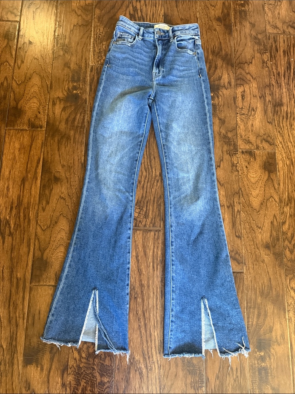 Hidden Split-Hem Flare Jeans, size 24